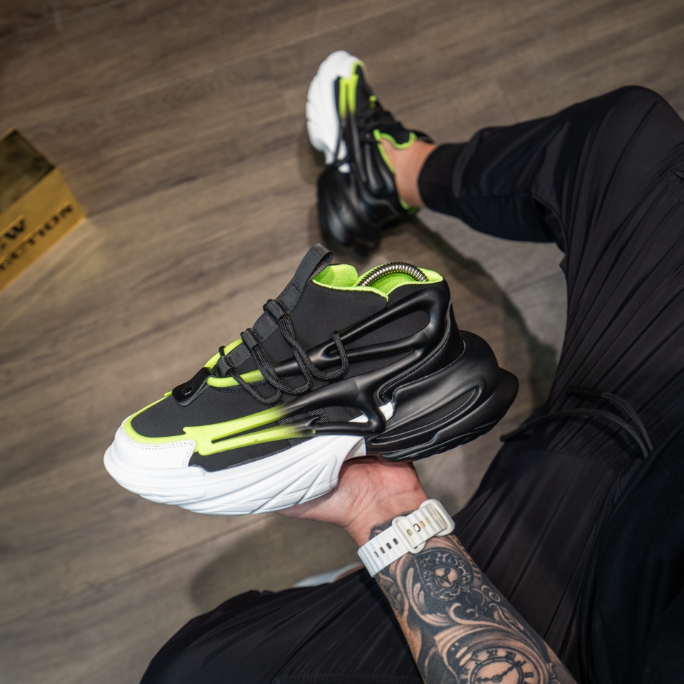 ADIDASI BARBATI SNEAKERS BLACK-GREEN ABBM7(063) (MĂRIME: 40)