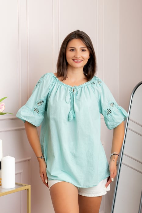 Bluza dama din bumbac Myra cu perforatii florale - Bleu