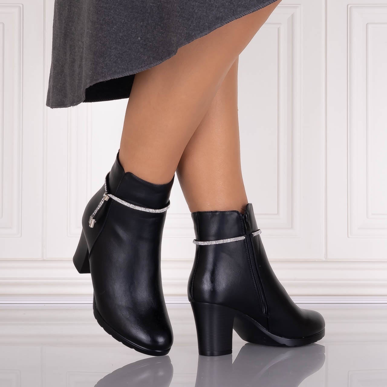 Botine Dama Imblanite Negre din Piele Ecologica Sarla - poza 2