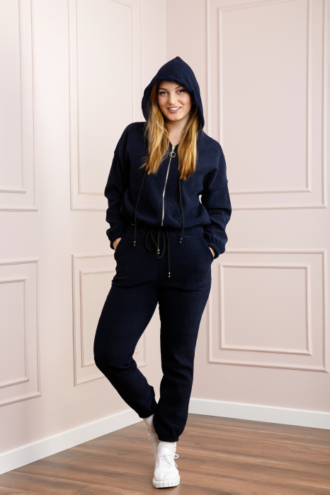 Compleu casual bleumarin din tricot reiat