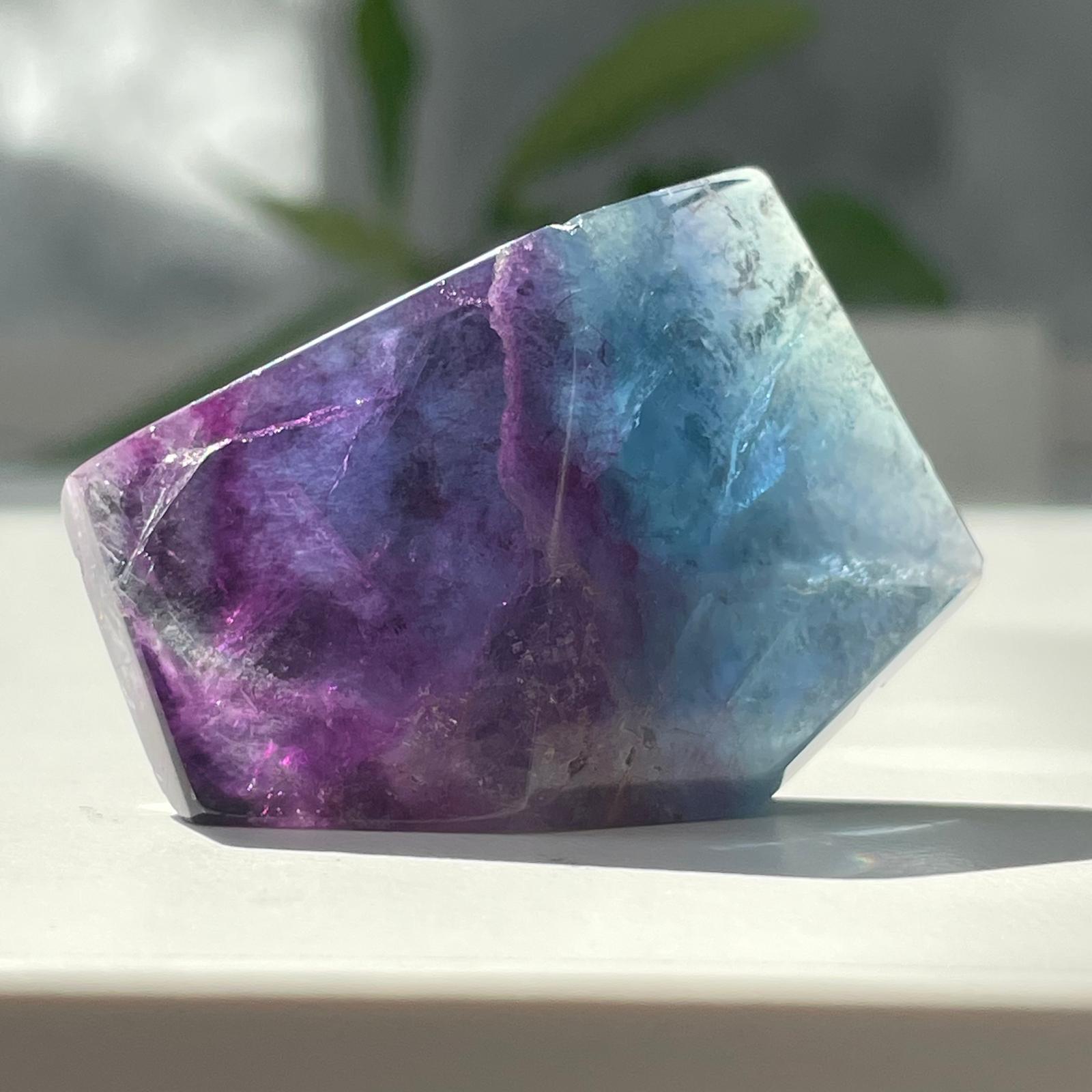 Fluorit forma libera asimetrica | Model 2