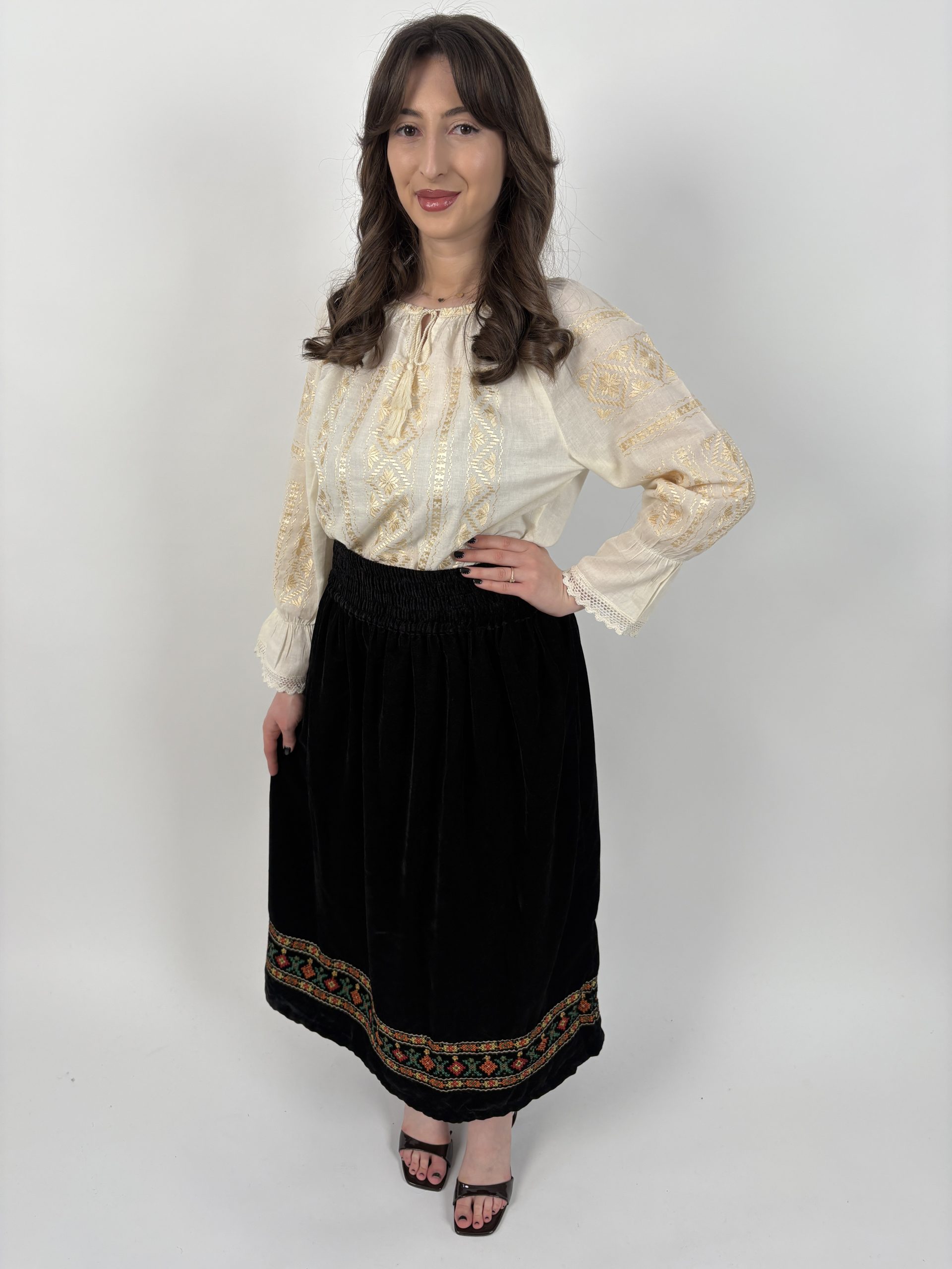 Fustă tradițională femei TM2281 -motive florale- - 3XL