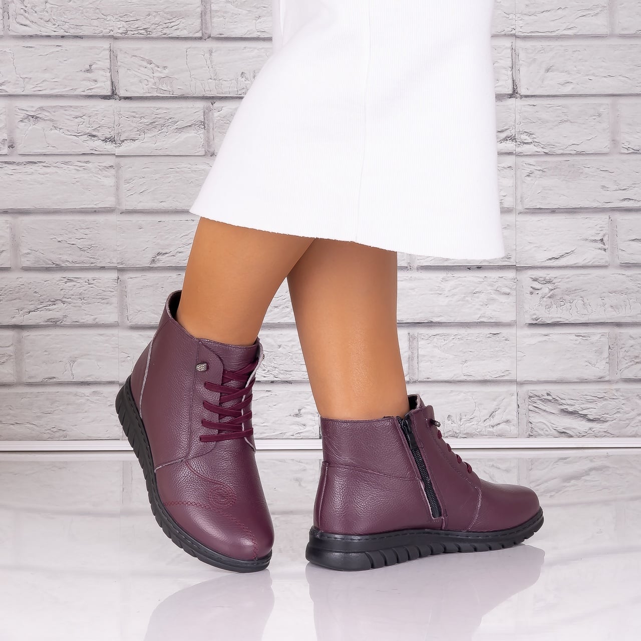 Ghete dama Imblanite Bordo din Piele Naturala Jenny - poza 2