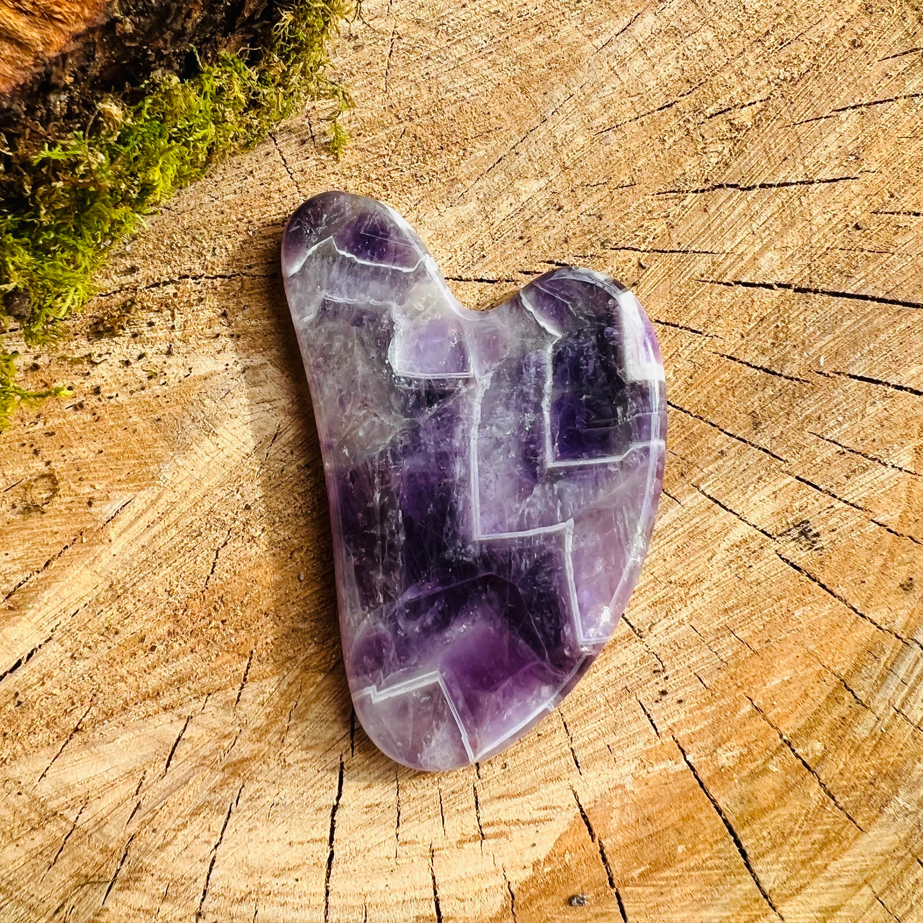 Inima ametist chevron gua sha 8,5 cm -masaj