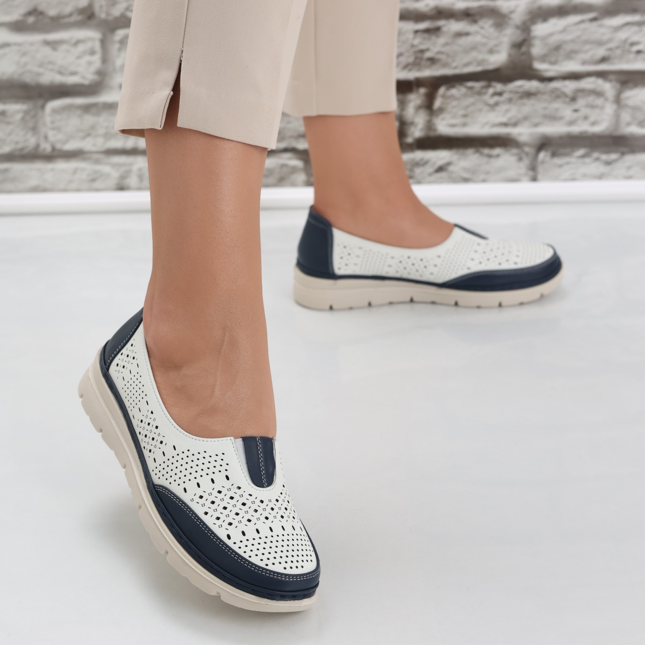 Pantofi dama casual Albi/Bleumarin din Piele Ecologica Molica - poza 3