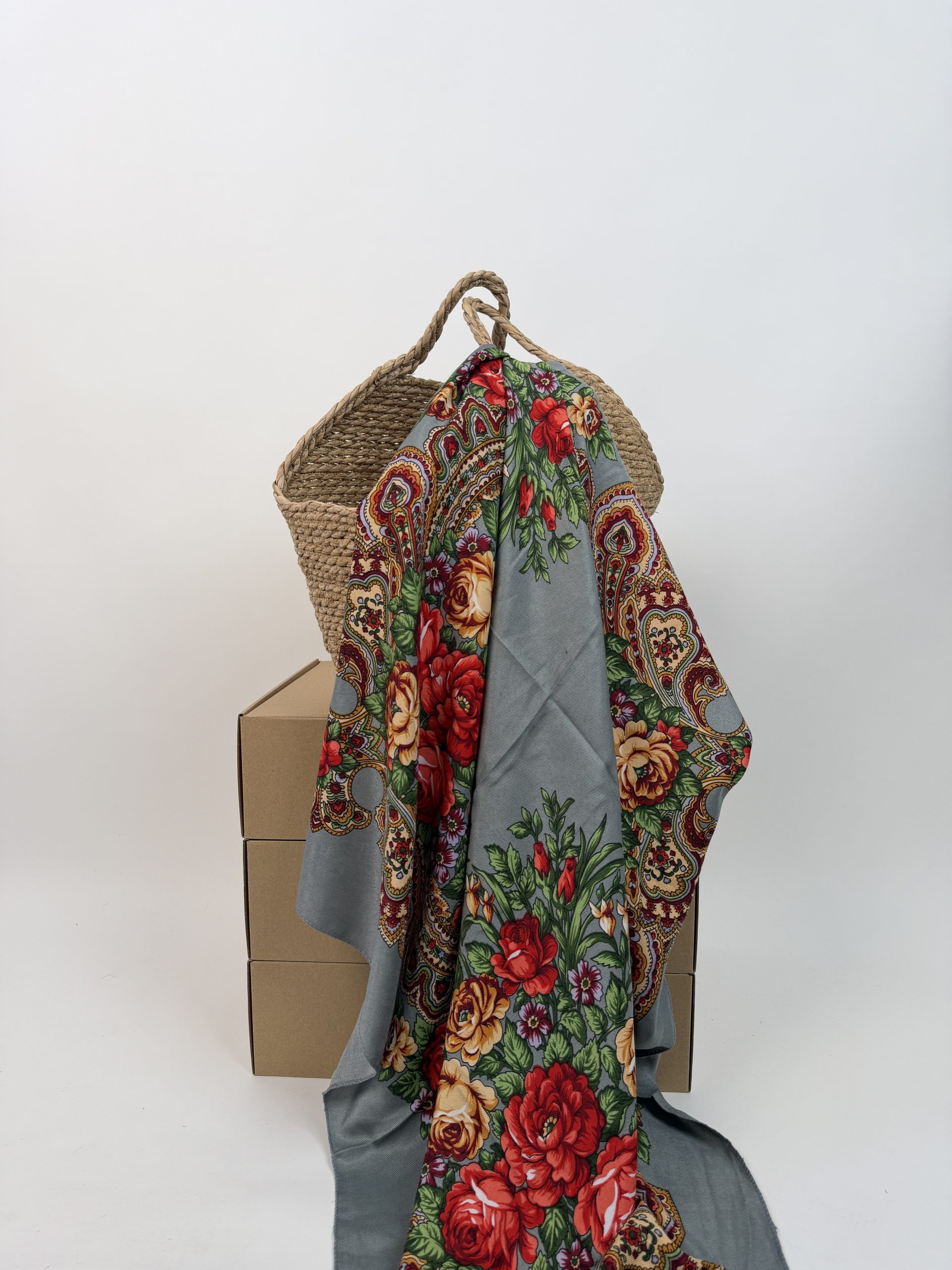 Șal cu imprimeu floral distinctiv TM2380