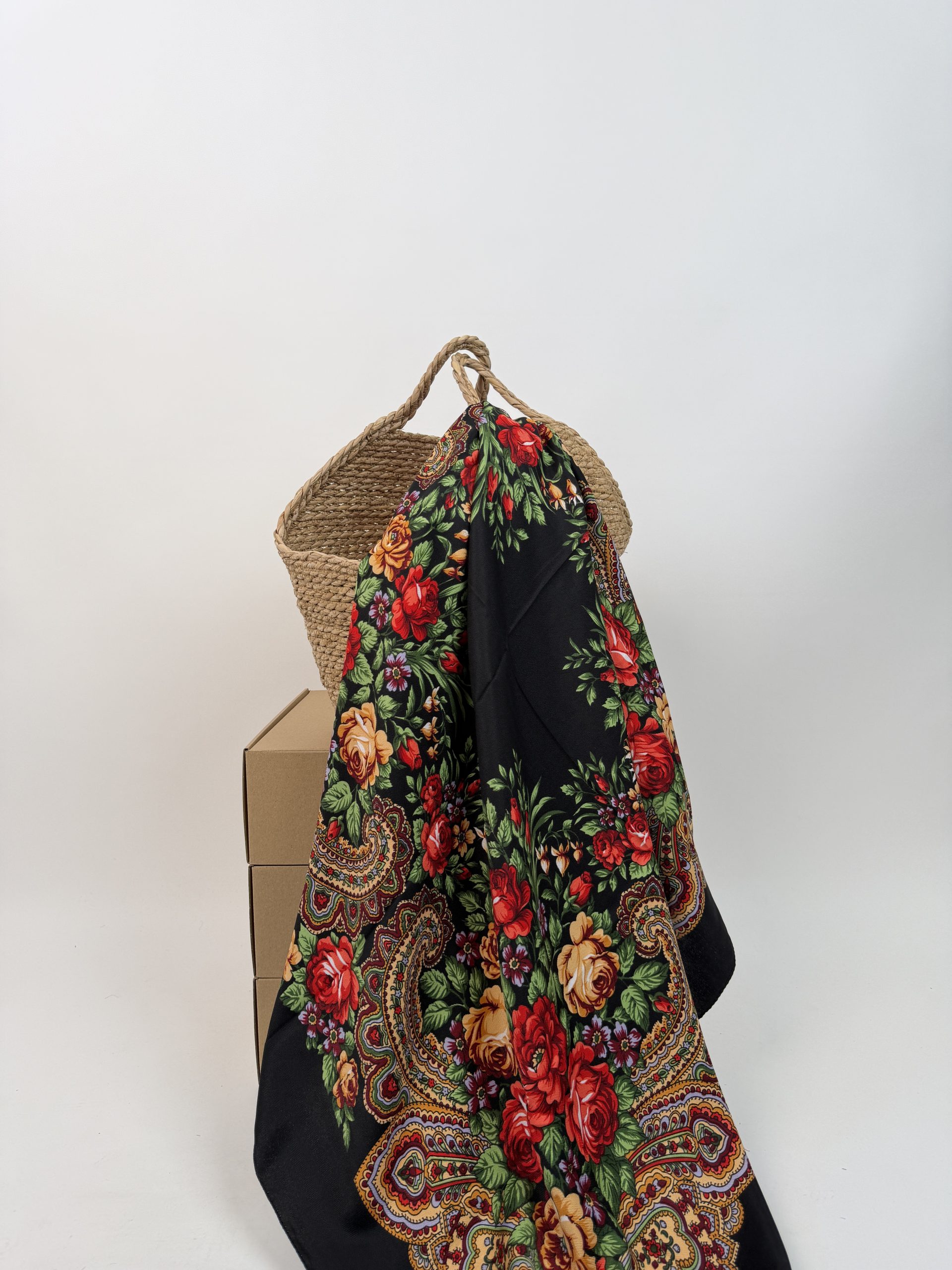 Șal cu imprimeu floral distinctiv TM2399