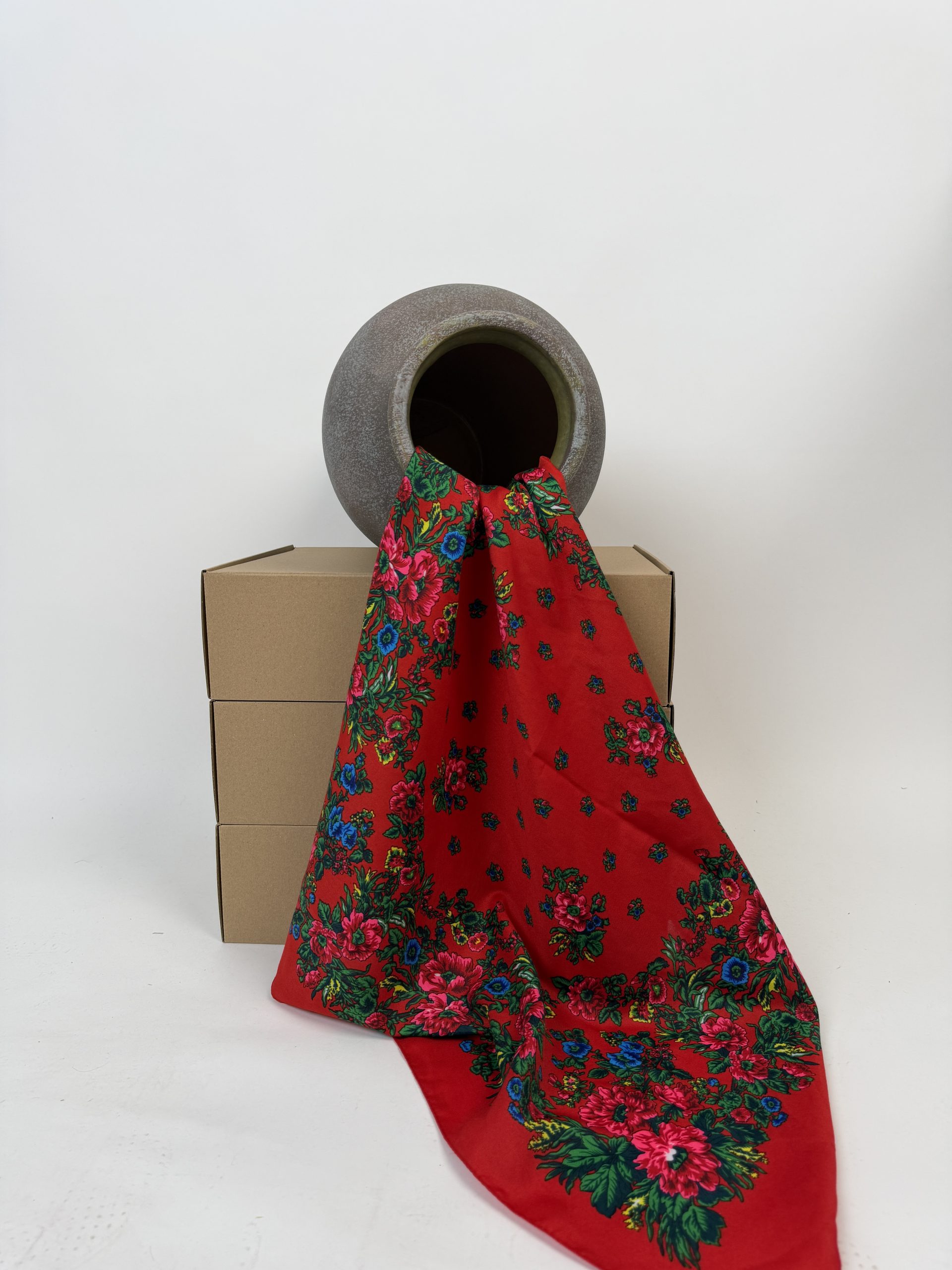Șal cu imprimeu floral distinctiv TM2418