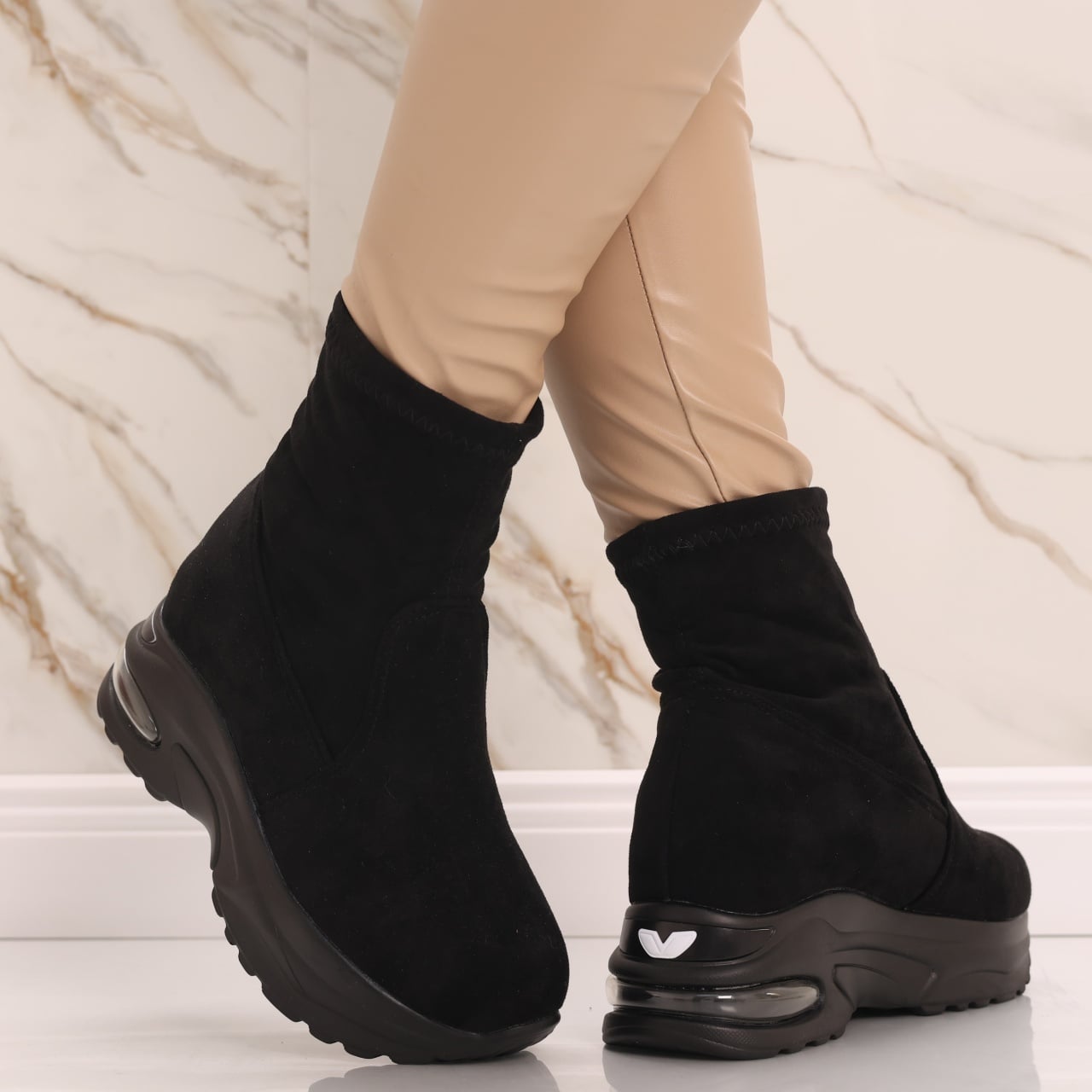 Sneakers dama Imblaniti cu Platforma Negri din Piele Eco Intoarsa Andrina - poza 1