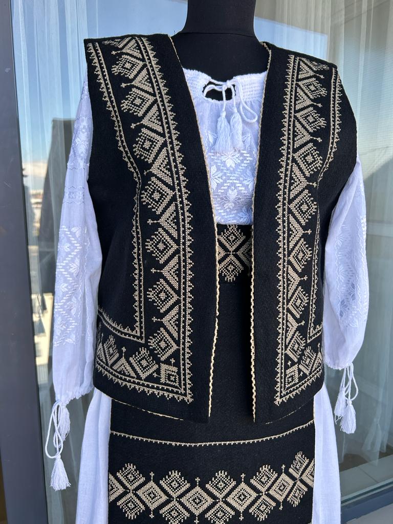 Vestă tradițională femei S-4XL TM416 motive geometrice - 4XL