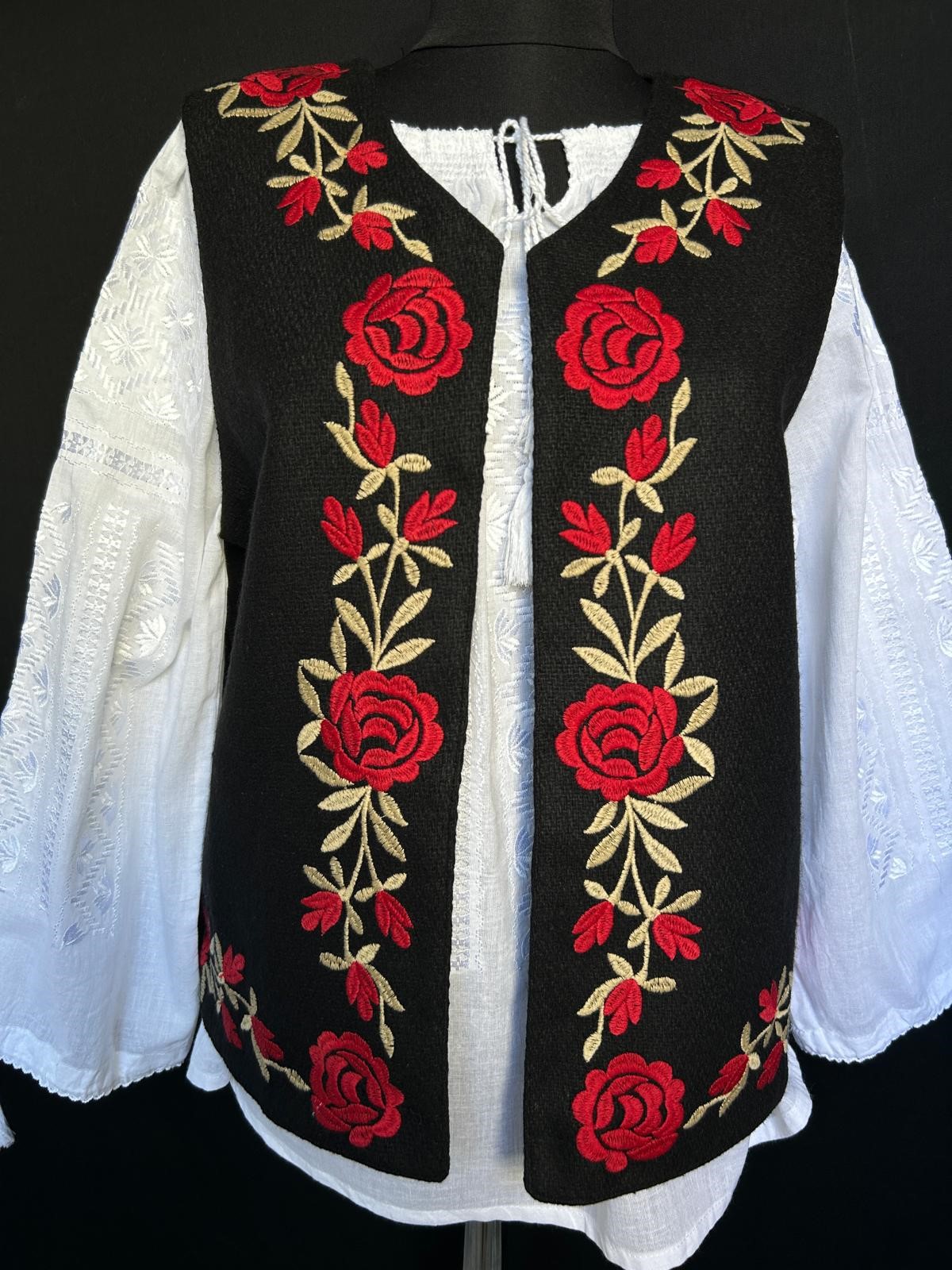 Vestă tradițională femei TM1286 - trandafiri - - 3XL